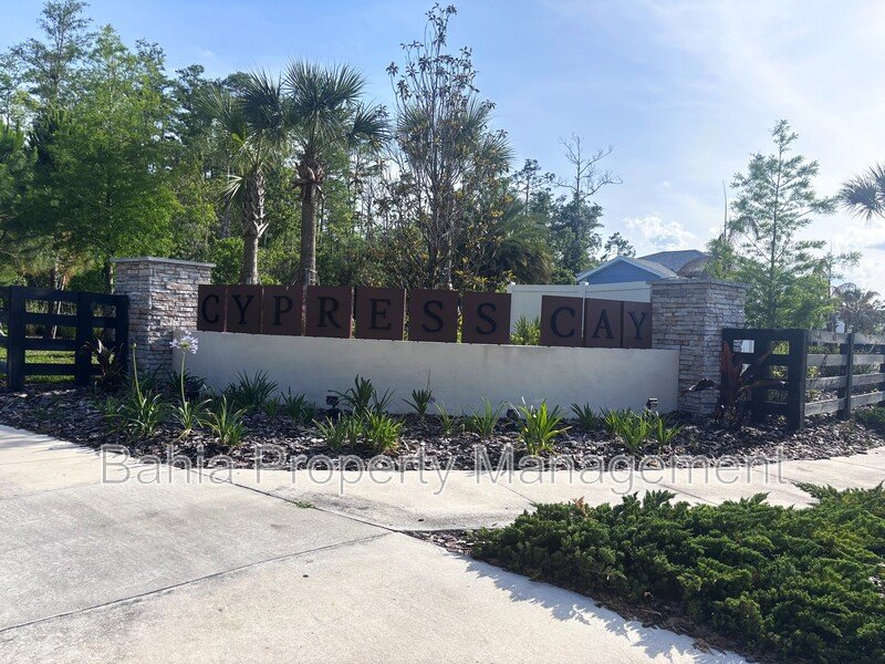 Modern 3 Bed / 2.5 Bath Townhome with Smart Tech, Pond View & Resort Amenities! property image