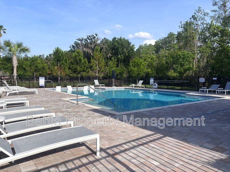 Modern 3 Bed / 2.5 Bath Townhome with Smart Tech, Pond View & Resort Amenities! property image