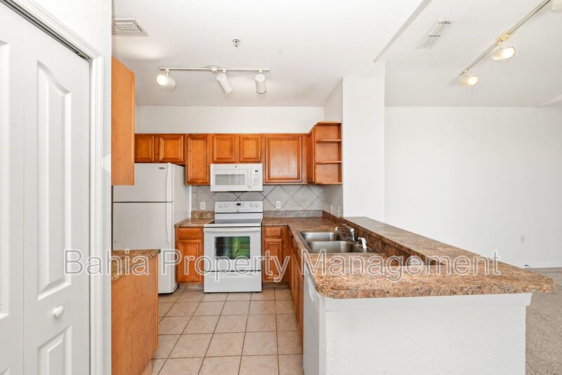 Stunning 3BR/2BA Condo in Serenata at MetroWest - Resort-Style Amenities & Prime Location! property image