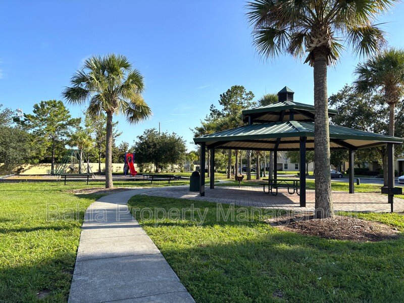 Luxury 4 Bed | 3.5 Bath Townhome in Resort-Style Gated Community. Prime Location Near Disney! property image