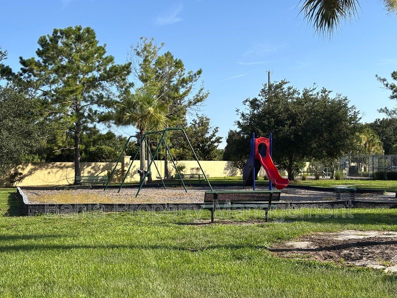 Luxury 4 Bed | 3.5 Bath Townhome in Resort-Style Gated Community. Prime Location Near Disney! property image