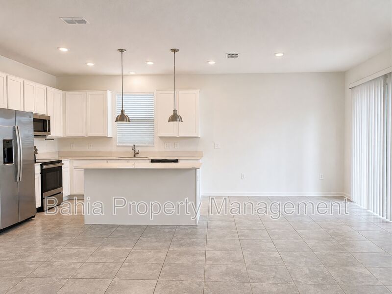 Amazing 4BR/2BA EcoSmartHome in Astonia | Solar | Quartz Kitchen | Fenced | 2-Car Garage property image