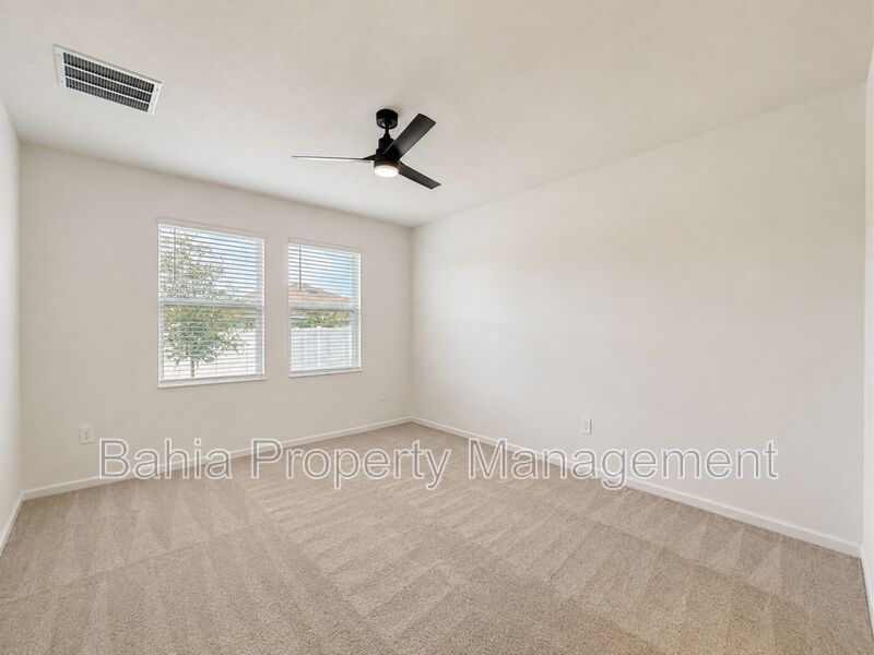 Amazing 4BR/2BA EcoSmartHome in Astonia | Solar | Quartz Kitchen | Fenced | 2-Car Garage property image