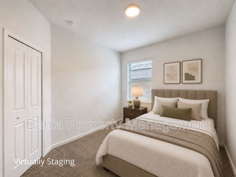 Amazing 4BR/2BA EcoSmartHome in Astonia | Solar | Quartz Kitchen | Fenced | 2-Car Garage property image