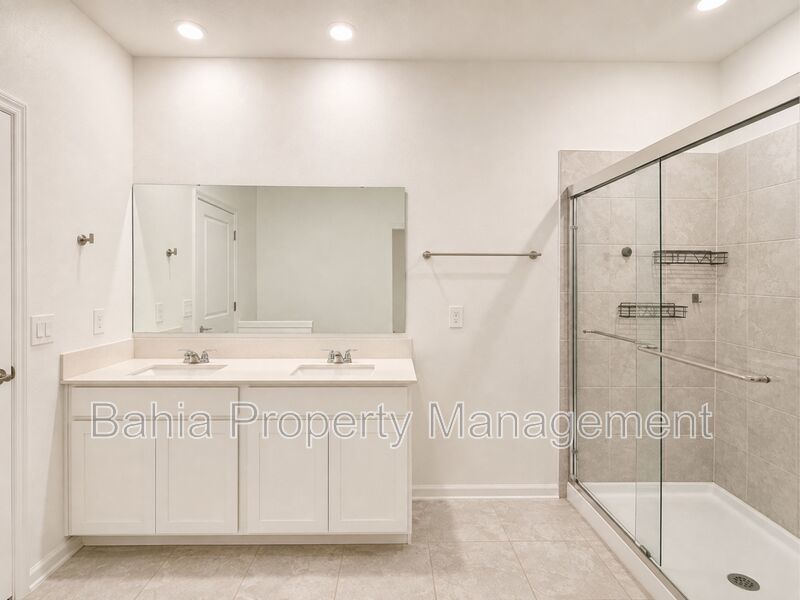 Amazing 4BR/2BA EcoSmartHome in Astonia | Solar | Quartz Kitchen | Fenced | 2-Car Garage property image