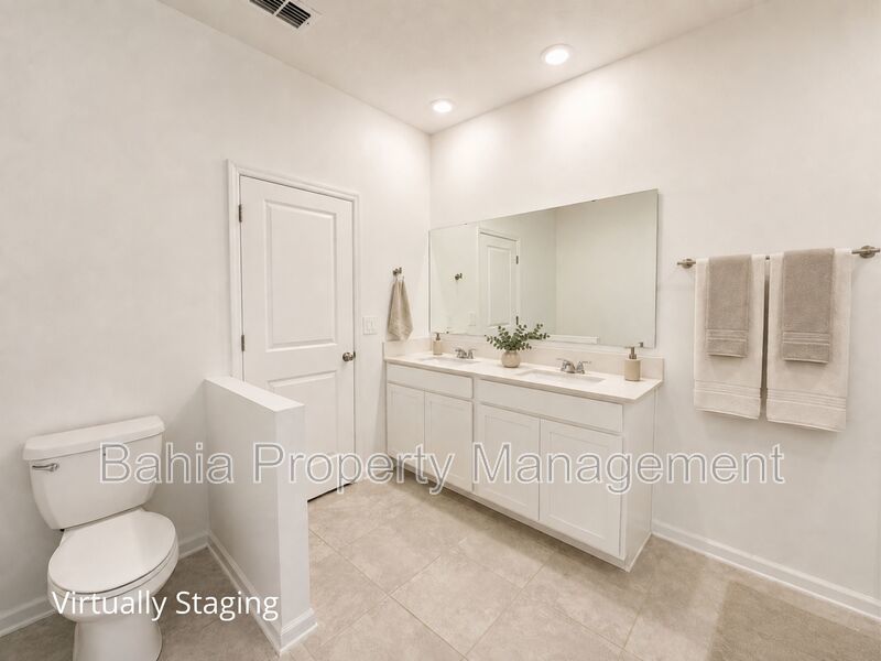 Amazing 4BR/2BA EcoSmartHome in Astonia | Solar | Quartz Kitchen | Fenced | 2-Car Garage property image